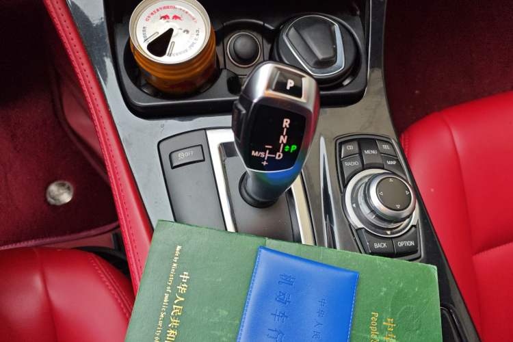 Used BMW 5 Series 2011 520Li Elegant Model
