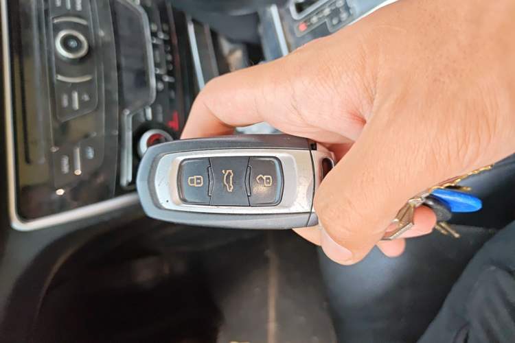 Used Geely Auto Emgrand GT 2015 2.4L Comfort Model Vehicle Key