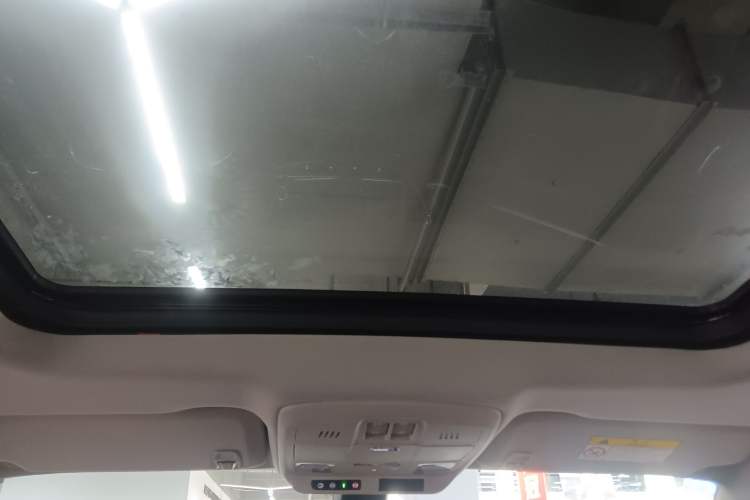 Used Buick Envision 2020 28T Four-Wheel Drive Elite Version Headliner