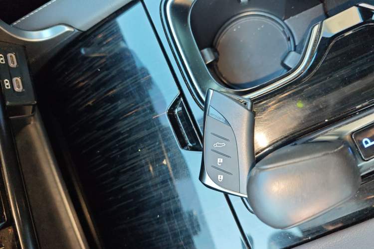 Used Lexus RX 2023 350h Two-Wheel Drive Enjoyment Version