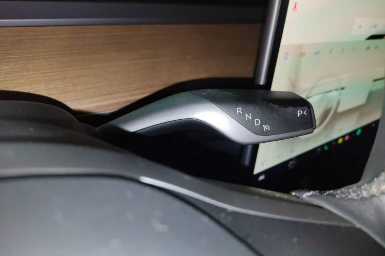 Used Tesla Model 3 2022 Performance High-Performance All-Wheel-Drive Version Gear Lever