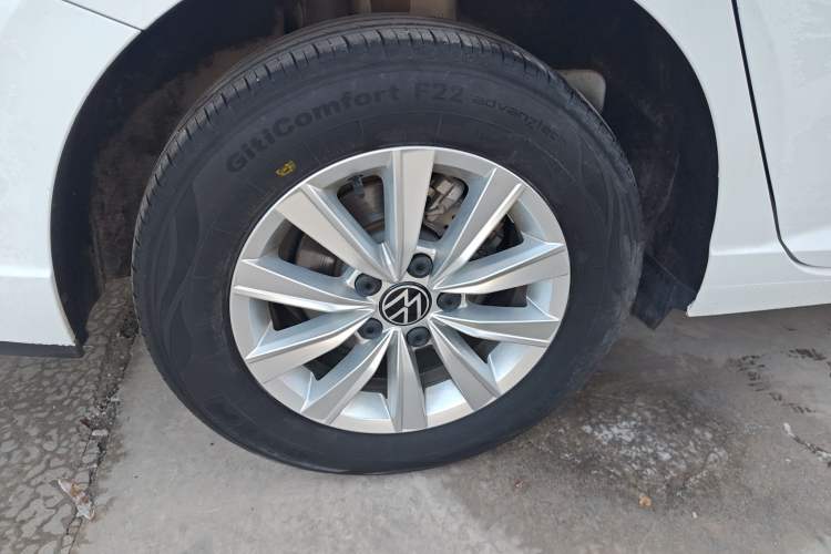 Used Volkswagen Lavida 2023 Revised 1.5L Automatic DeYi Edition