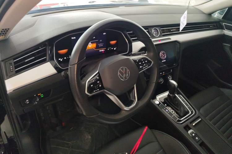 Used Volkswagen Magotan 2025 Zhongxiang Version 280TSI DSG Comfort Edition