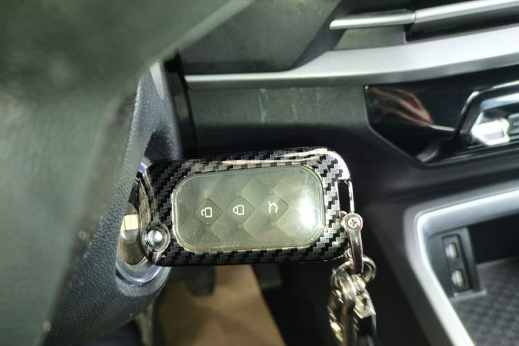 Used Wuling Jiachen 2022 1.5L Manual Enjoyment Elite Model Interior 1