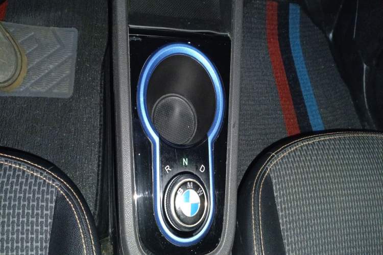 Used Chery QQ Little Ant 2019 4-Seater Smart Edition 35 kWh Gear Lever