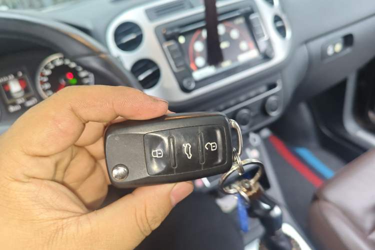 Used Volkswagen Tiguan 2016 300TSI Automatic Two-Wheel Drive Luxury Edition Vehicle Key