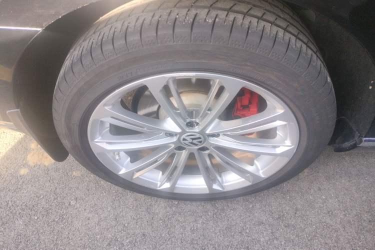 Used Volkswagen Magotan 2019 330TSI DSG Leading Model China VI Standard
