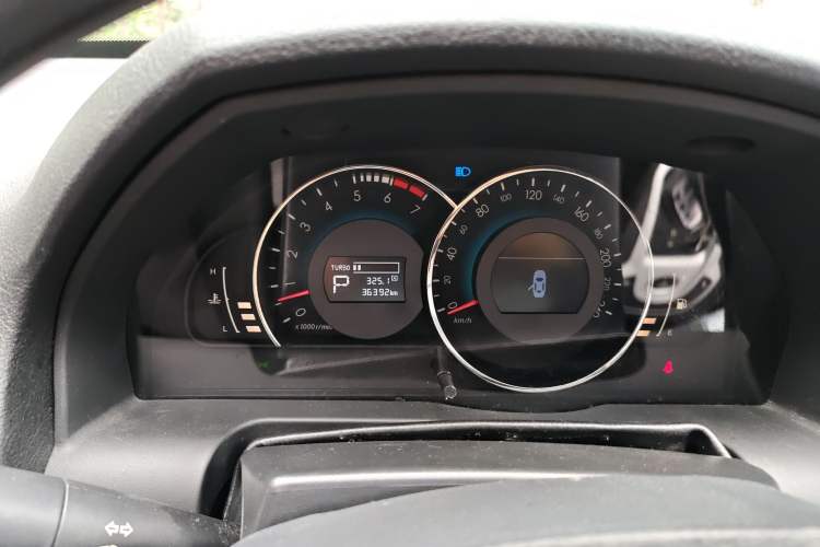 Used BAIC Senova D70 2018 Performance Version 1.8T Comfort Version Instrument Cluster