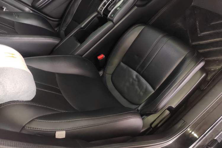 Used Honda Civic 2021 HATCHBACK 220TURBO CVT Trendy Cool Edition
