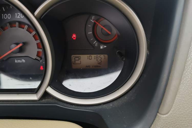 Used Nissan Sylphy 2016 Classic 1.6XE Automatic Leading Edition Odometer Close Up