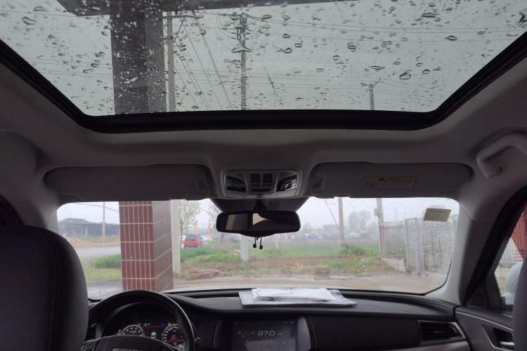 Used Haval H7 2017 Red-Label H7 2.0T Automatic Prestige Model
