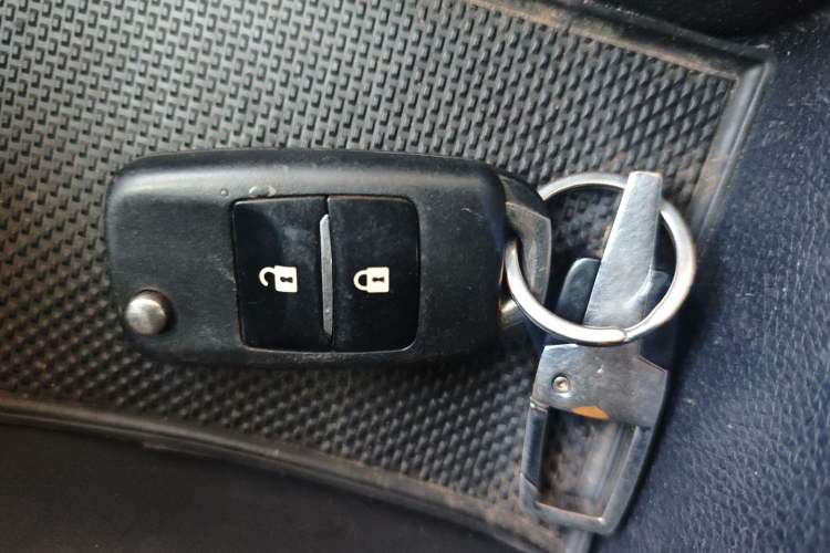 Used CHANGAN OSHAN CX70 2016 1.6L Manual Comfort Model