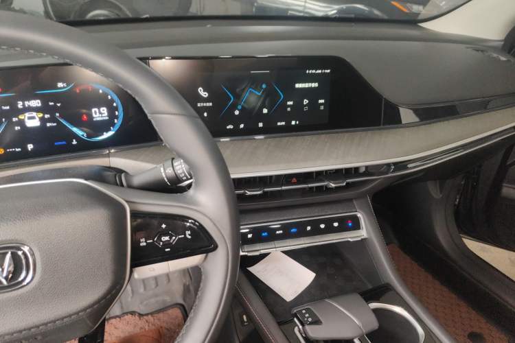 Used CHANGAN Eado 2023 Changan Edition PLUS Blue Whale NE 1.4T GDI DCT Prestige Version