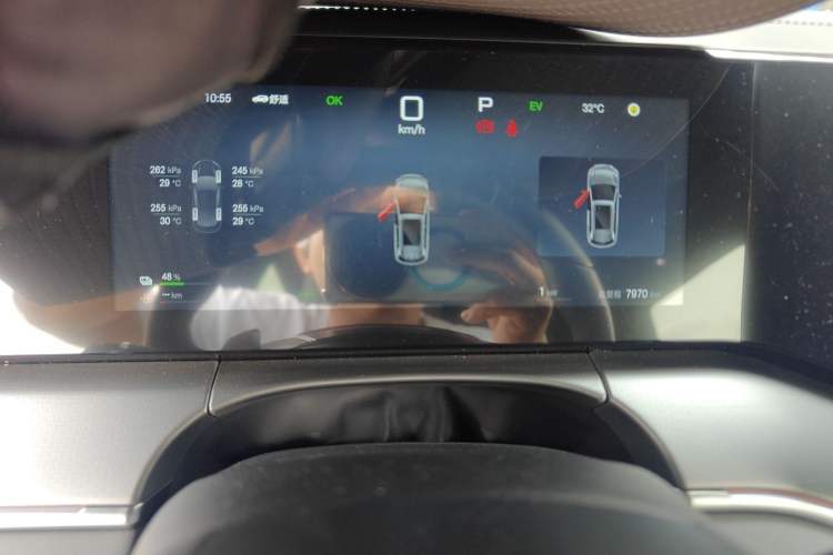 Used BYD Song L DM-i 2025 Intelligent Driving Version 160 km Beyond-Range Type Instrument Cluster