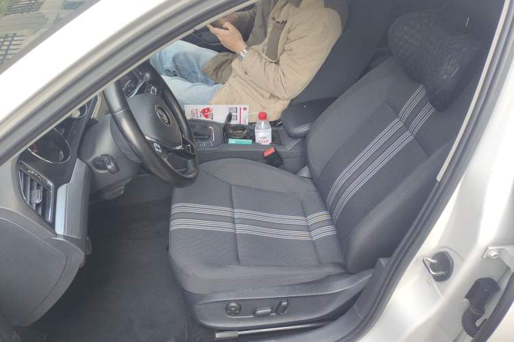 Used Volkswagen Lamando 2018 230TSI DSG Fashion Edition
