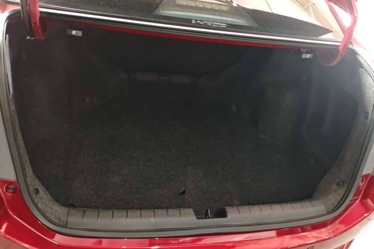 Used Honda Crider 2013 1.8L automatic luxury edition