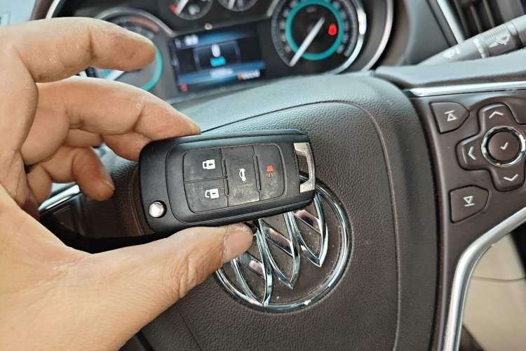 Used Buick Regal 2014 2.0L Elite Fashion Edition
