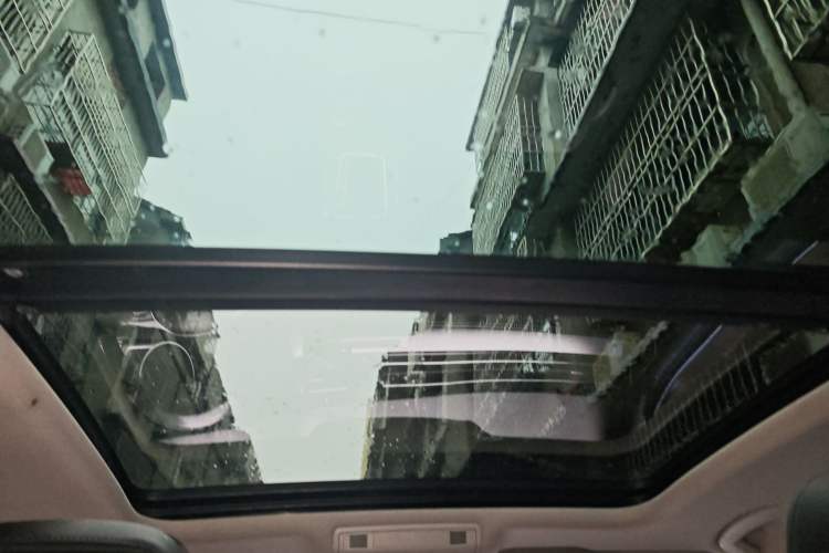 Used Volkswagen Magotan 2017 330TSI DSG Leading Model Headliner