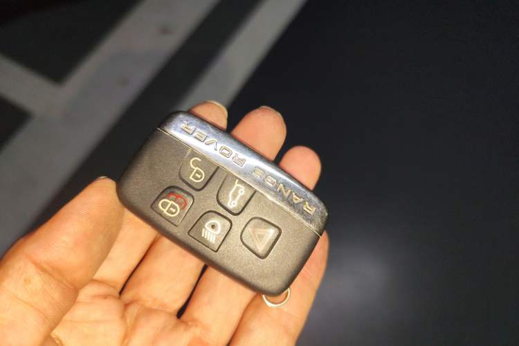 Used Land Rover Range Evoque 2014 2.0T 5-Door Ignite Edition
