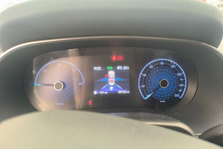 Used Hongqi E-QM5 2024 450km Range Commuter Version Instrument Cluster