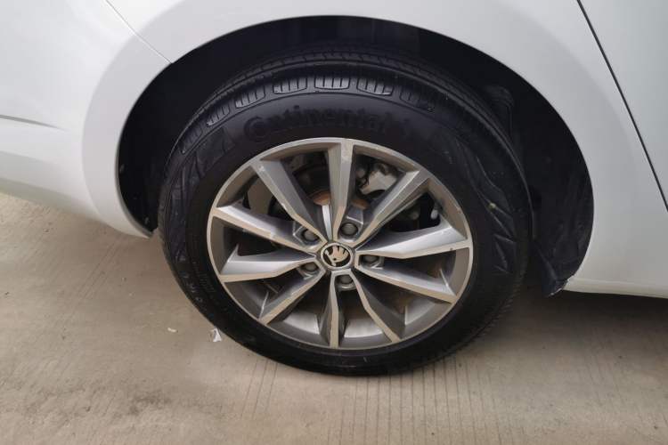 Used Skoda Octavia 2017 1.6L Automatic Chuanxing Edition
