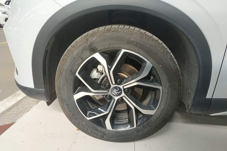 Used BYD Yuan PLUS 2024 Honor Edition 430KM Beyond Model Left Front Wheel Hub