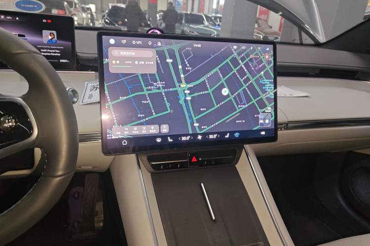 Used Hima Luxeed S7 2024 Max RS
