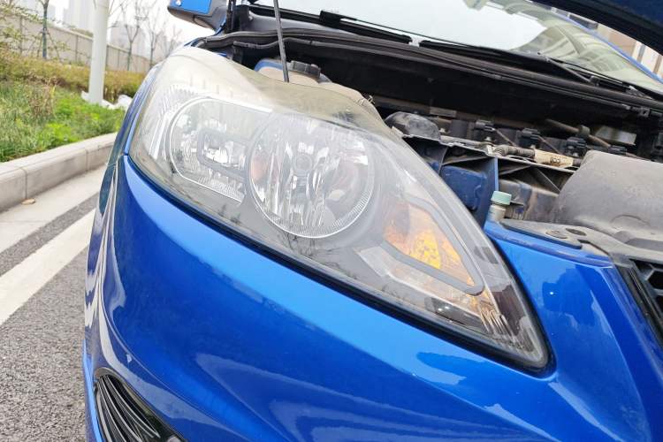 Used Ford Focus 2013 Hatchback Classic 1.8L Automatic Fashion Edition
