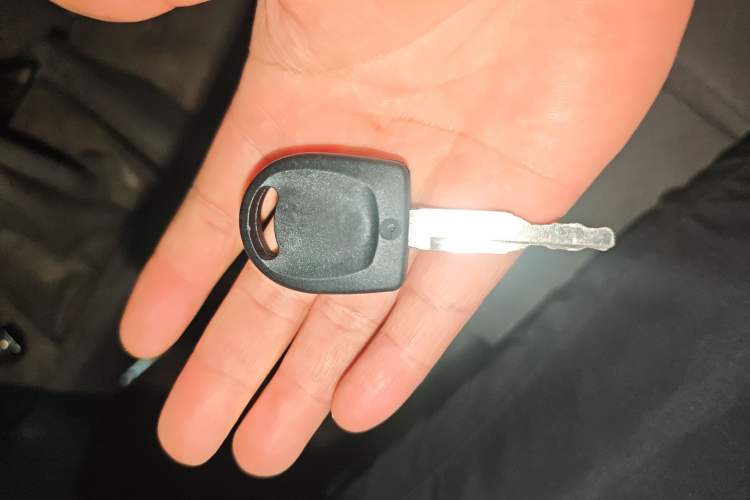 Used Jinbei Hiace 2014 2.0L 5th-Gen Power King Comfort Version V19