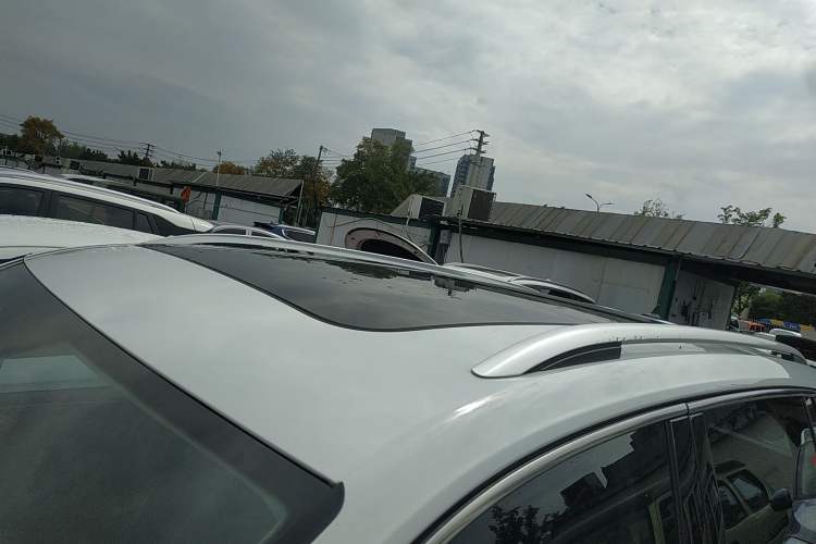 Used Volkswagen Tiguan L 2023 Restyled 330TSI Automatic Two-Wheel Drive R-Line Enhanced Comfort Version Roof