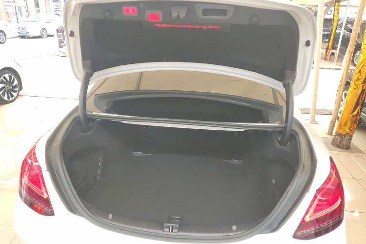 Used Mercedes-Benz C-Class 2021 C 260 L Sport Edition Star Collection Trunk