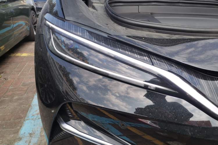 Used BYD Song L EV 2024 602 km All-Wheel-Drive Excellence Version Right Front Headlight