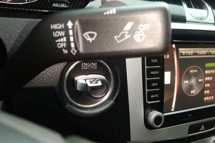 Used Volkswagen Magotan 2012 Revised 1.8TSI Luxury Version Vehicle Key