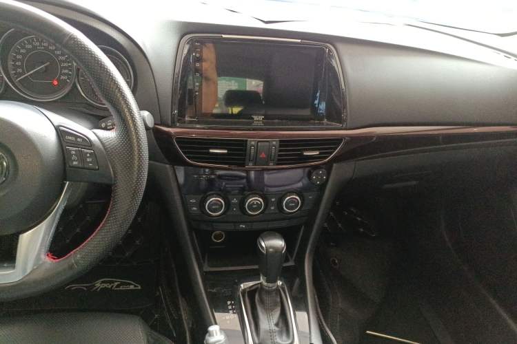 Used Mazda Atenza 2014 2.0L Blue Sky Luxury Edition Audio And AC Panel