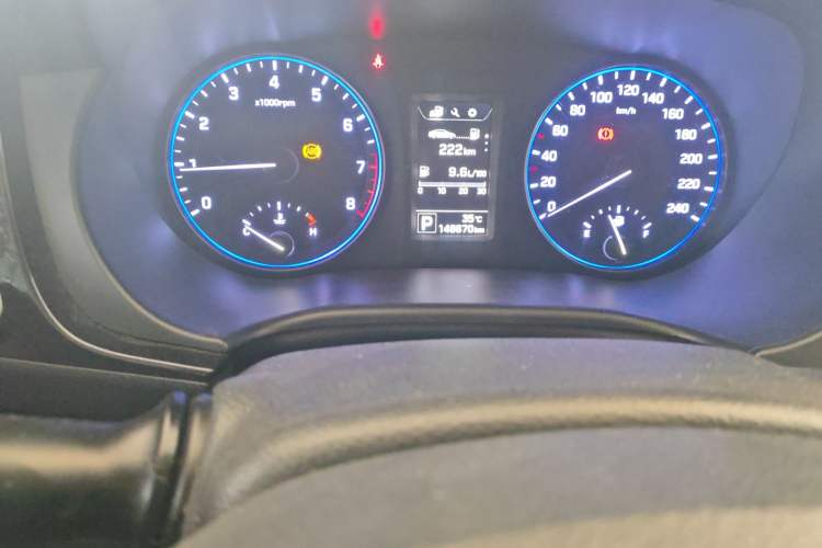 Used Hyundai Mistra 2014 1.8L Automatic Comfort Model GL Instrument Cluster