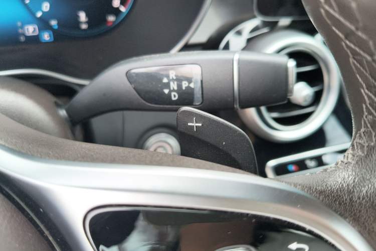 Used Mercedes-Benz GLC 2021 GLC 260 L 4MATIC Dynamic Edition Gear Lever