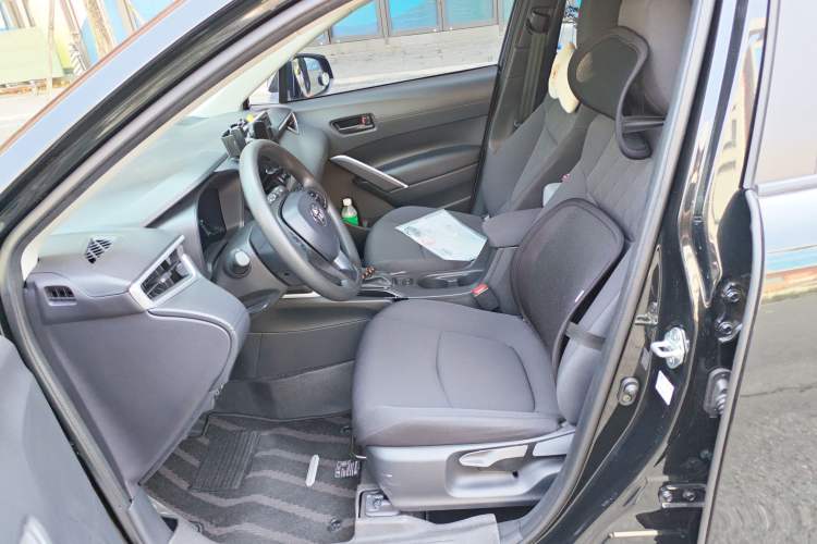 Used Toyota Corolla Cross 2024 2.0L Pioneer Edition