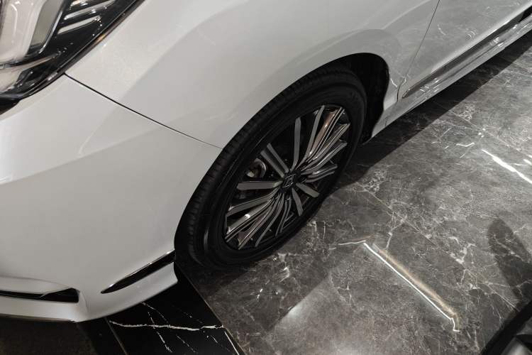 Used Honda Elysion 2024 2.0L eHEV Luxury Edition
