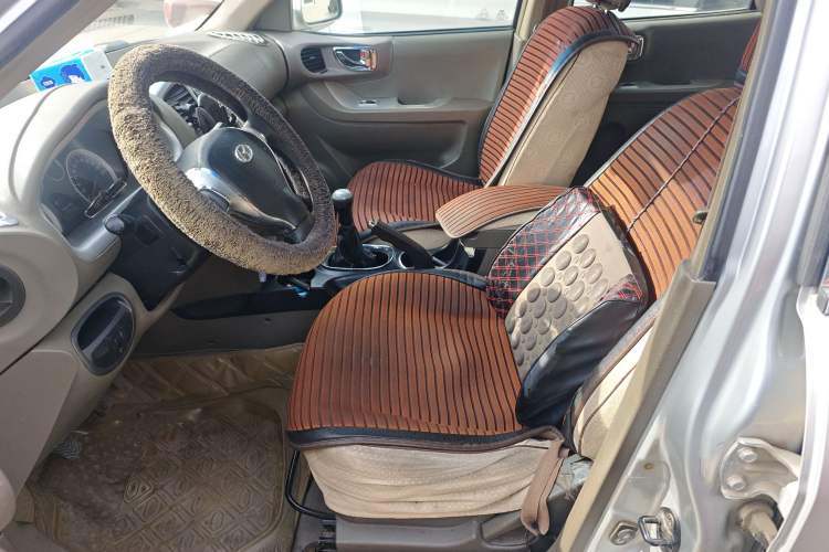Used Huatai Santa Fe Classic 2012 2.0L Gasoline Manual Luxury Version