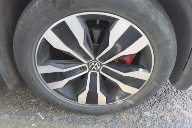 Used Volkswagen Tiguan L 2023 Restyled 330TSI Automatic Two-Wheel Drive R-Line Enhanced Comfort Version