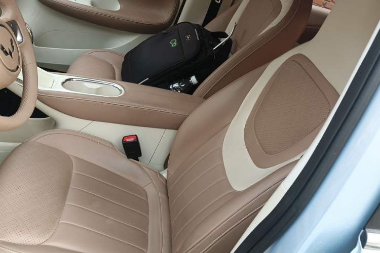 Used Wuling Bingo 2025 410 km Lingxi Deluxe Edition Left Front Seat