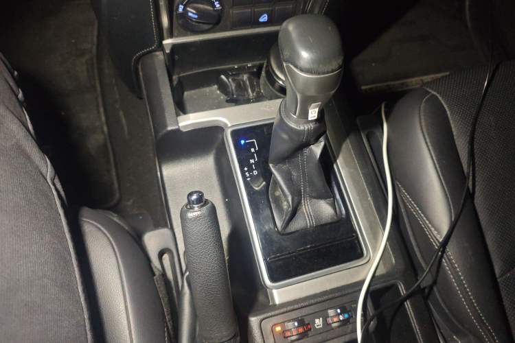 Used Toyota Prado 2019 3.5L Automatic TX-L Deluxe Edition with Rear-Mounted Spare Tire
