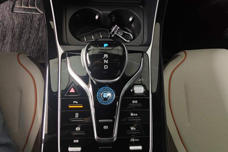 Used BYD Qin PLUS 2024 Honor Edition EV 510KM Leading Model
