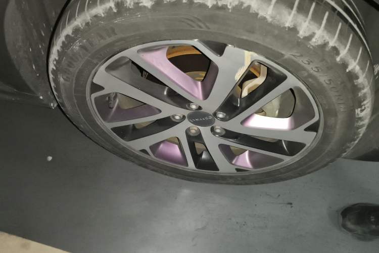 Used Lynk & Co 02 2022 1.5T DCT Shine Pro Right Front Wheel Hub