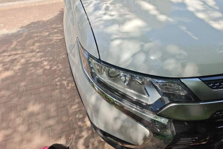 Used Mitsubishi Outlander 2019 2.0L Two-Wheel Drive Comfort Edition 5 Seats China V Standard