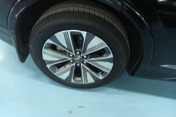 Used Buick E5 2025 Model 620KM Prestige Edition