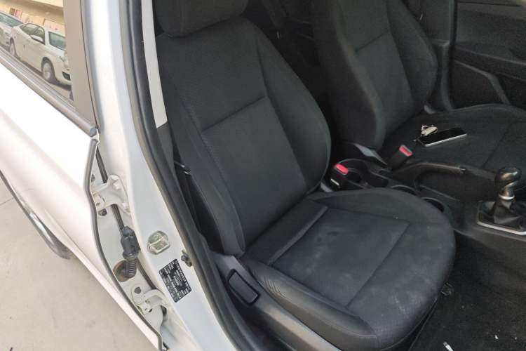 Used Hyundai Verna (new generation) 2016 1.4L Manual Cool Edition GLS