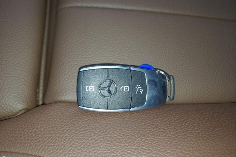 Used Mercedes-Benz GLB 2024 Refresh GLB 220 Fashion Edition