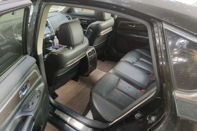 Used Nissan Teana 2014 Duke 2.5L XV Glory Edition
