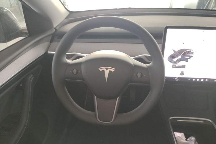 Used Tesla Model Y 2024 Rear-Wheel-Drive Version